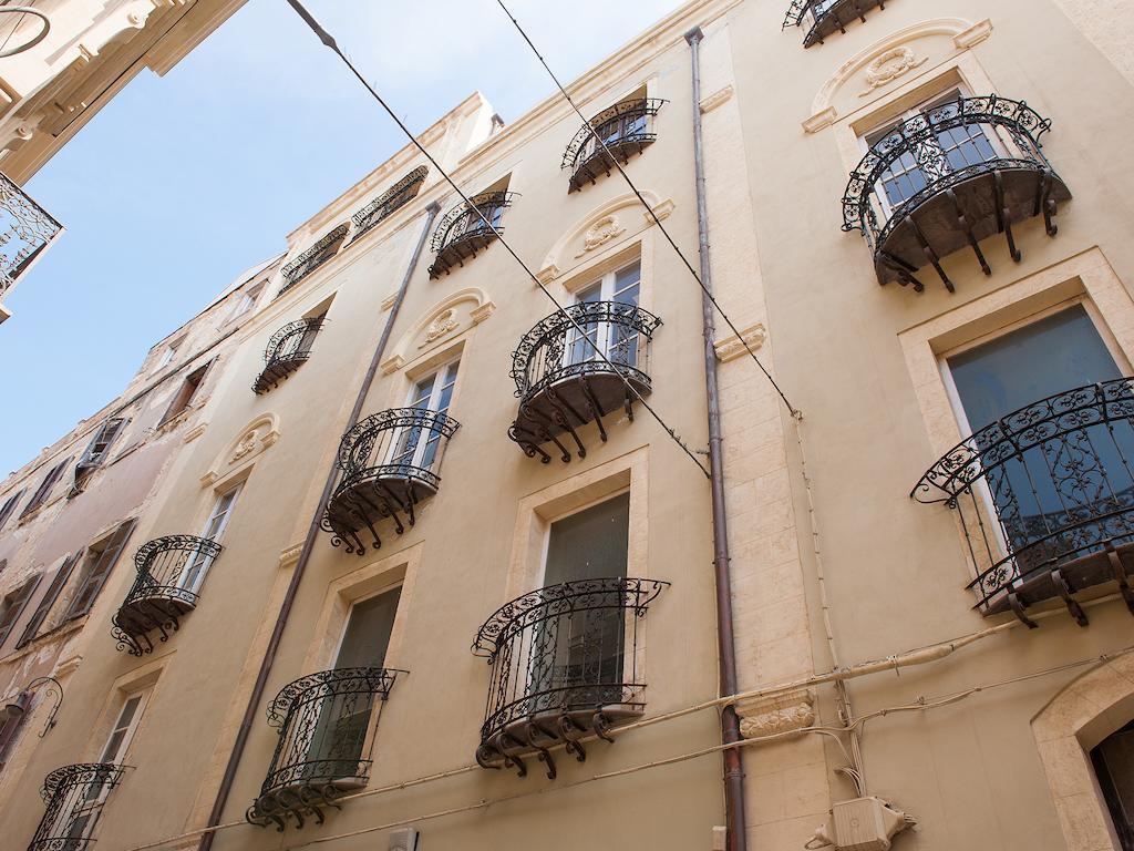 Residenze Al Castello Apartments Cagliari Ngoại thất bức ảnh